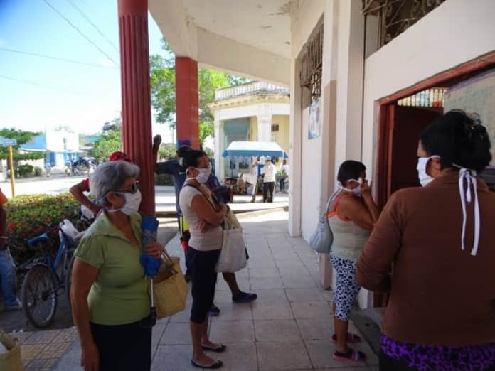 Más de cinco mil jubilados y asistenciados beneficiados en Jobabo con el ordenamiento monetario