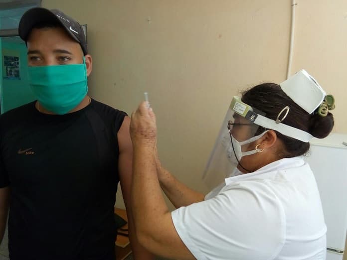 Enfermeras, imprescindibles en todo momento