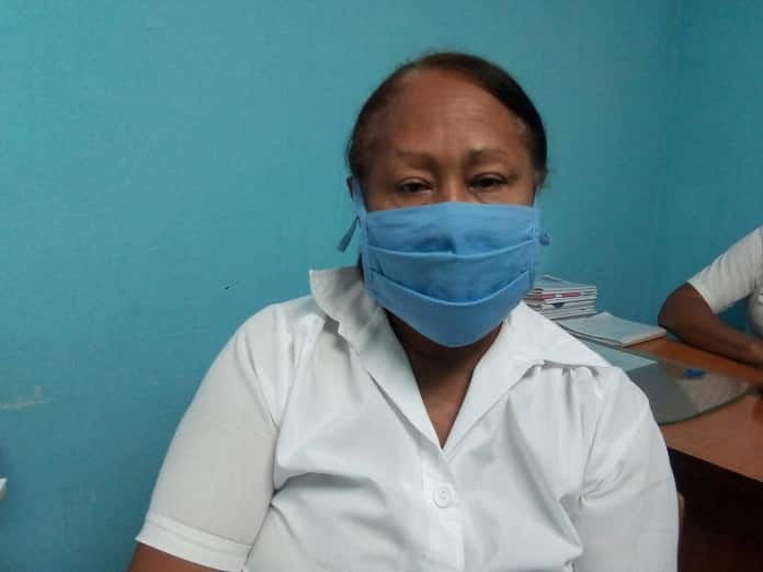 40 años con cofia, amplia experiencia de Margarita