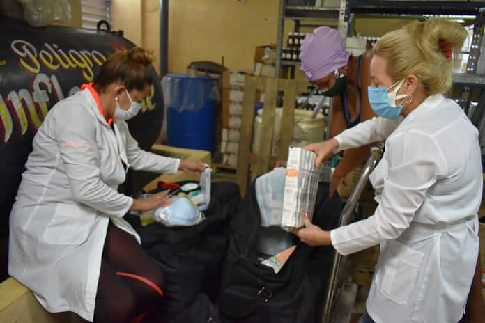 Hospital 14 de Junio recibe insumos y medicamentos enviados por jobabenses en el exterior