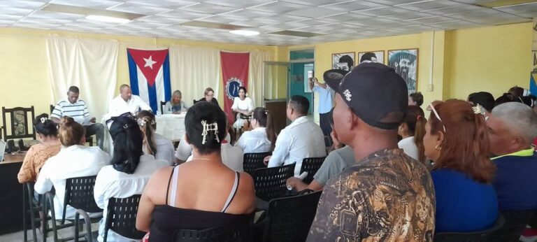 Evalúan en Jobabo quehacer de los cuadros del sector de la salud pública durante el 2024