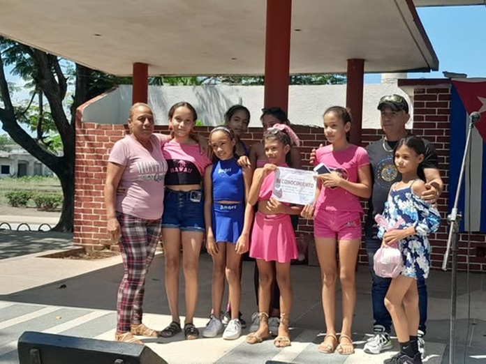 Sembrar la pasión de la danza en su familia es y será la ilusión de la instructora Dalgis Mejías Borrero