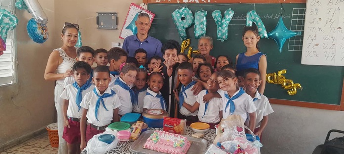 received 1462562975066664