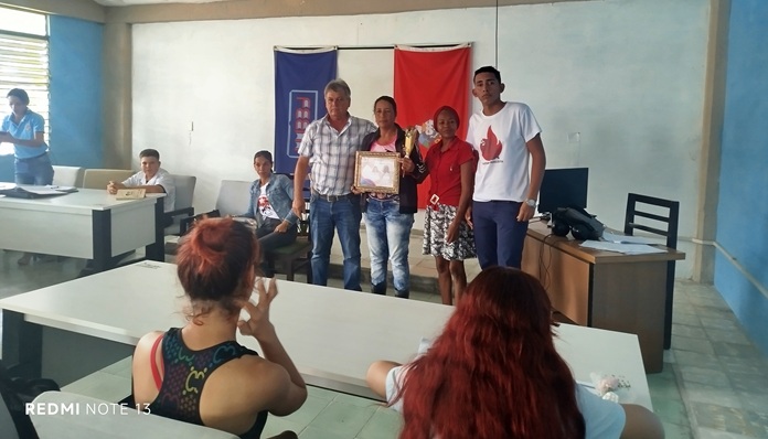 Estudiantado en acción˸ Federación de Estudiantes de la Enseñanza Media 1 1778006613836